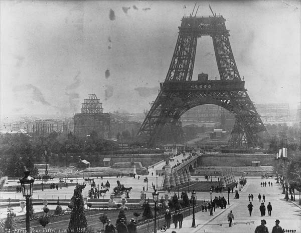 Eiffel_1878